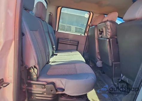 2015 Ford F350 Super Duty z USA, uszkodzony, nr VIN 1FT7W3BT7FEB32271